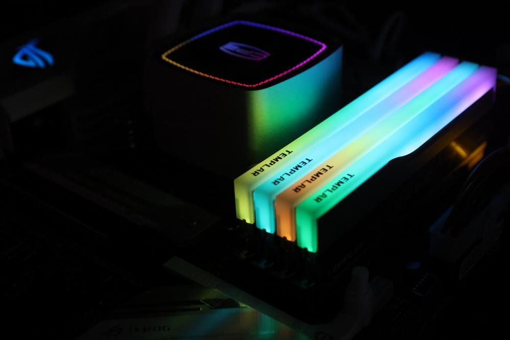 ddr5 rgb(1).jpg ddr5 rgb(1).jpg